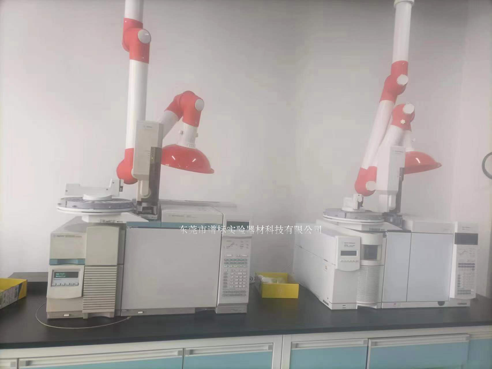 清一色安捷倫儀器設備于7日在東莞某大型檢測公司安裝調試